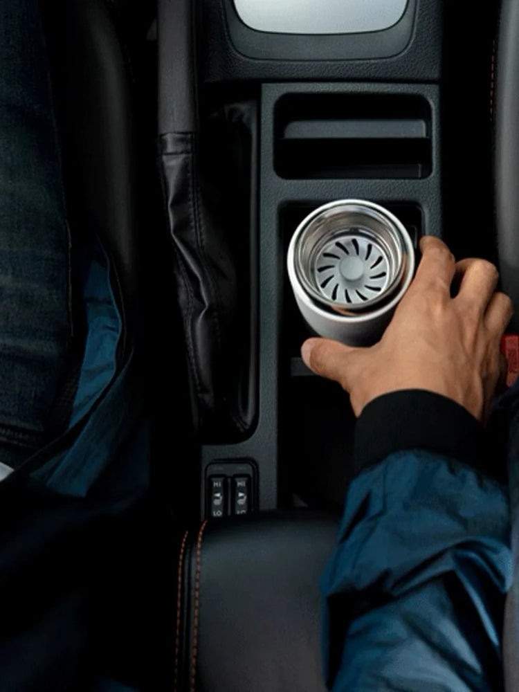 
                  
                    FELLOW Carter Move (473 ml / 16 oz)
                  
                