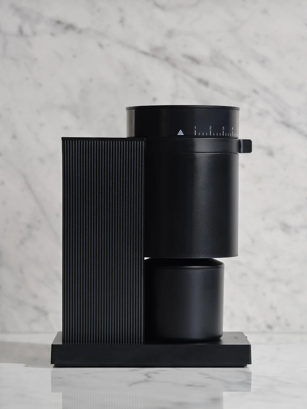 
                  
                    FELLOW Opus Moulin tout-en-un (120v)
                  
                